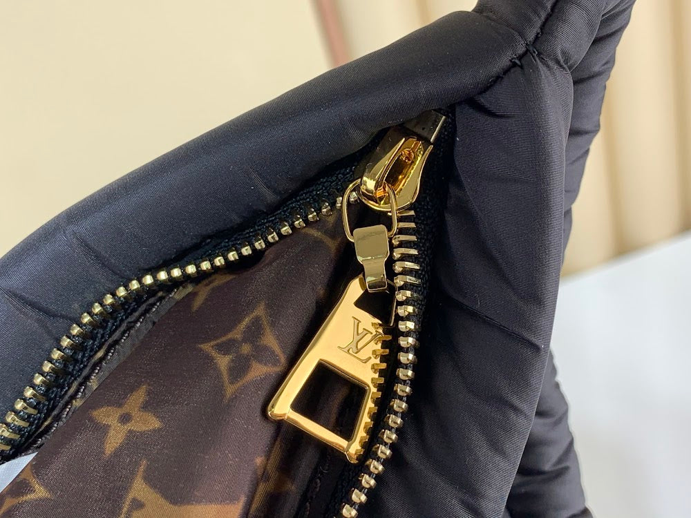 Dragons Bags ln Luxury Bag --60713