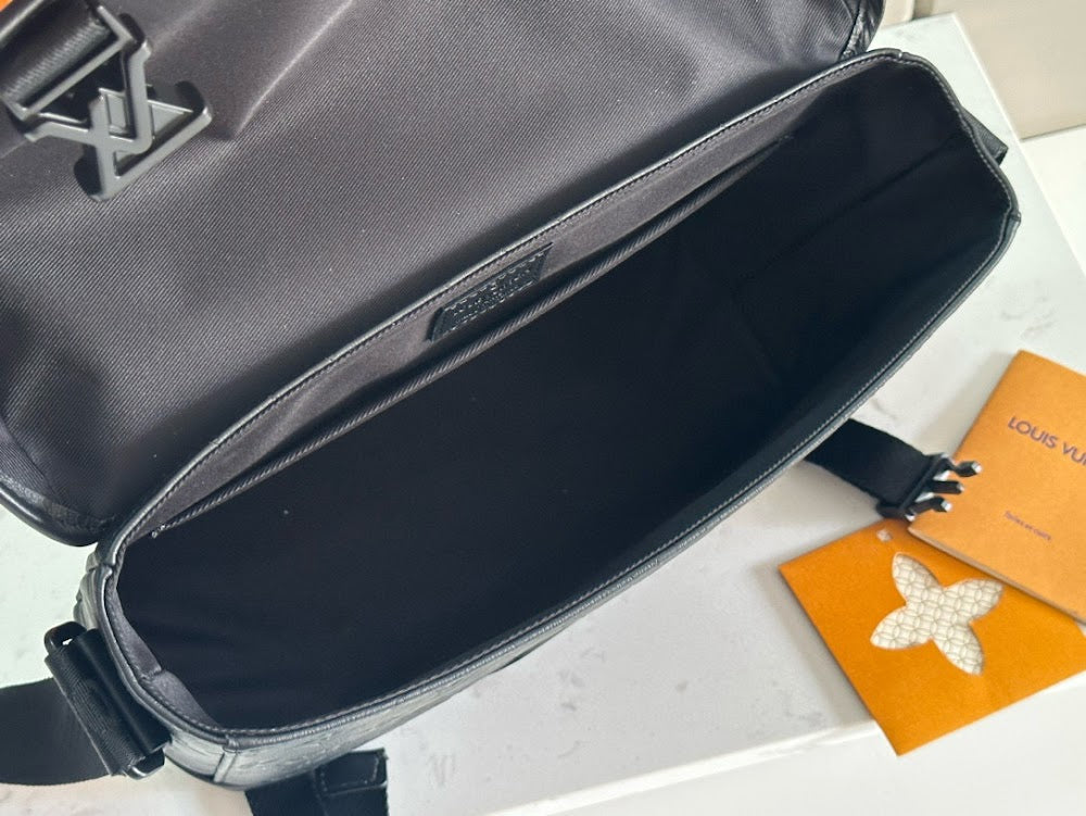 Dragons Bags ln Luxury Bag --70504