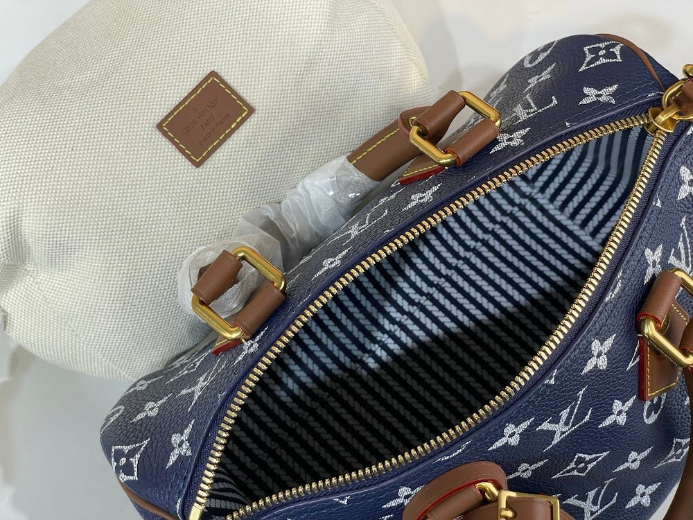 Dragons Bags ln Luxury Bag --95648