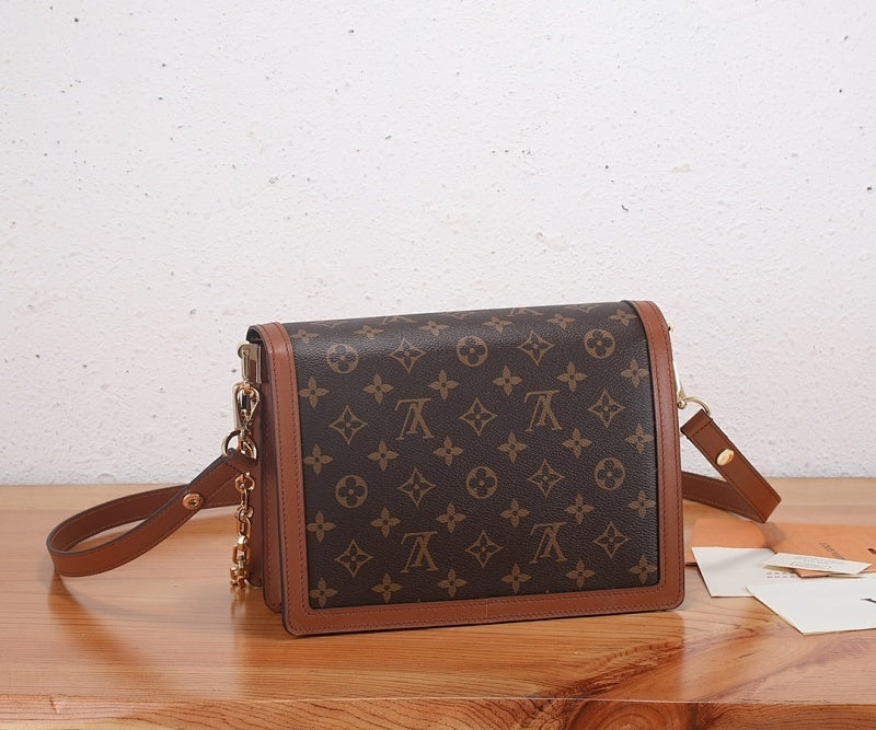 Dragons Bags ln Luxury Bag --81524
