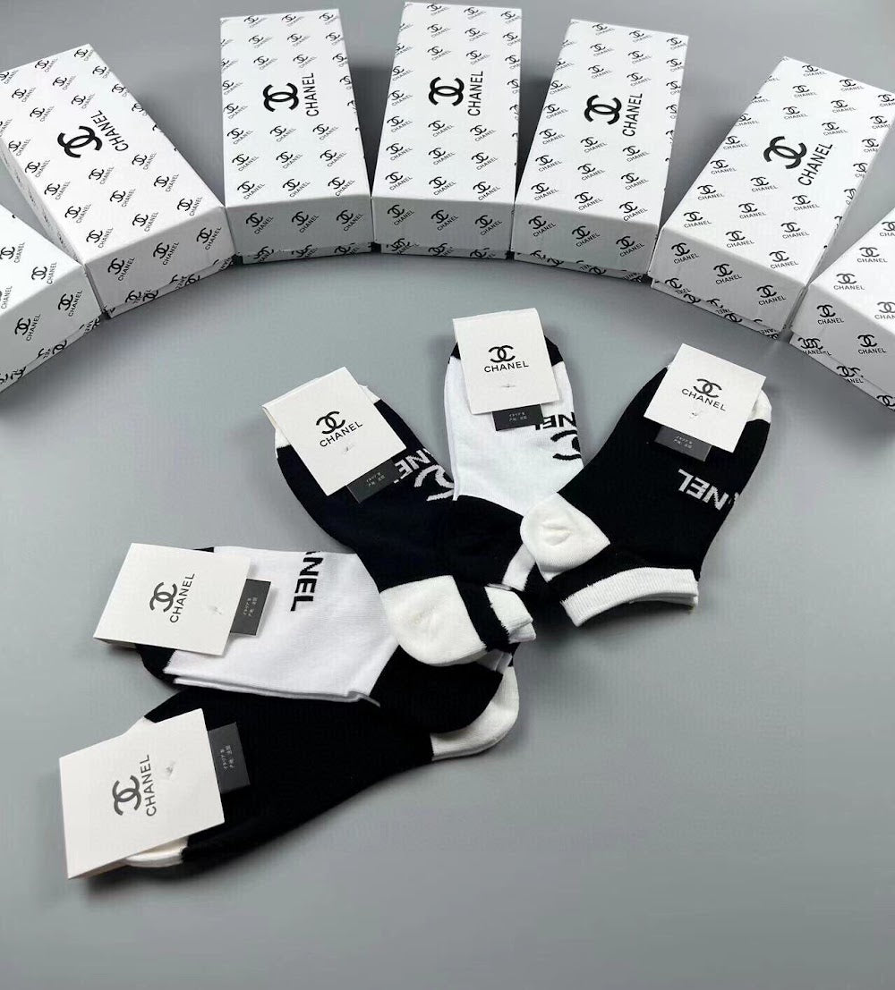Dragons Bags Premium Luxury Socks --98140