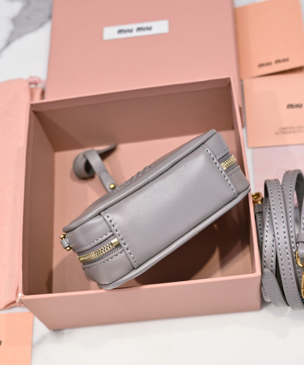 Dragons Bags Miun Miun Luxury Bag --123508