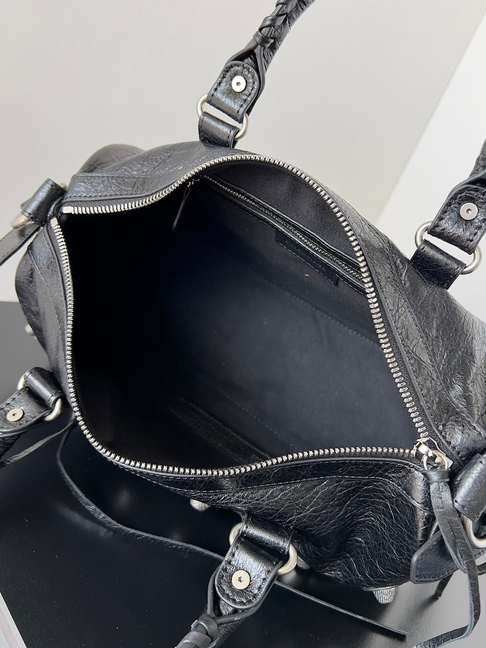 Dragons Bags Balenciaga Luxury Bag --111739