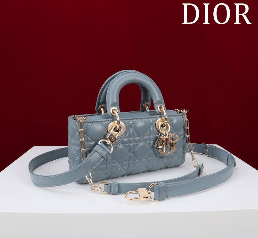 Dragons BagsDiorn Luxury Bag --114720