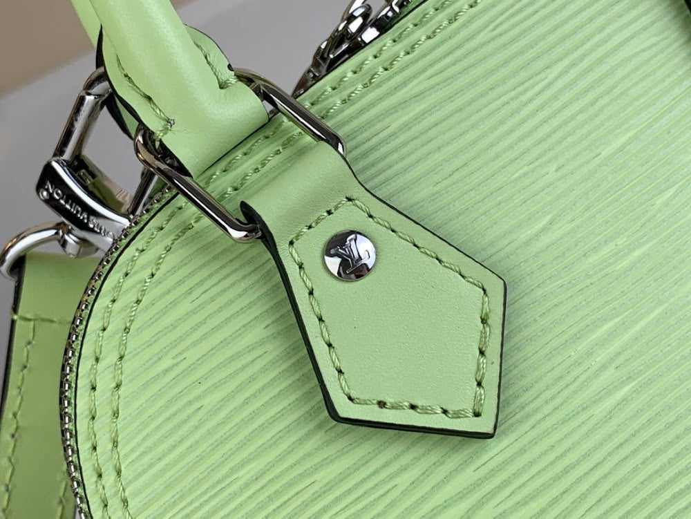 Dragons Bags ln Luxury Bag --61917