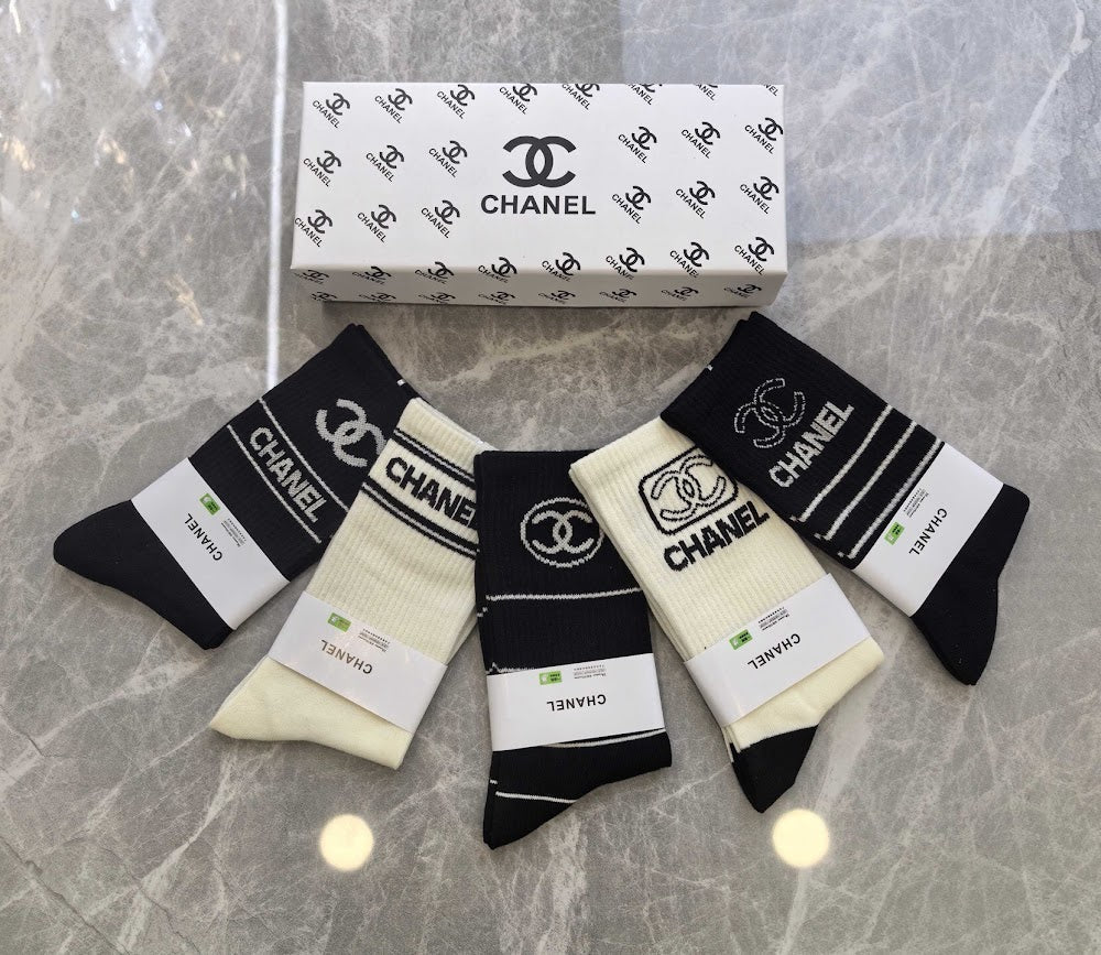 Dragons Bags Premium Luxury Socks --98356