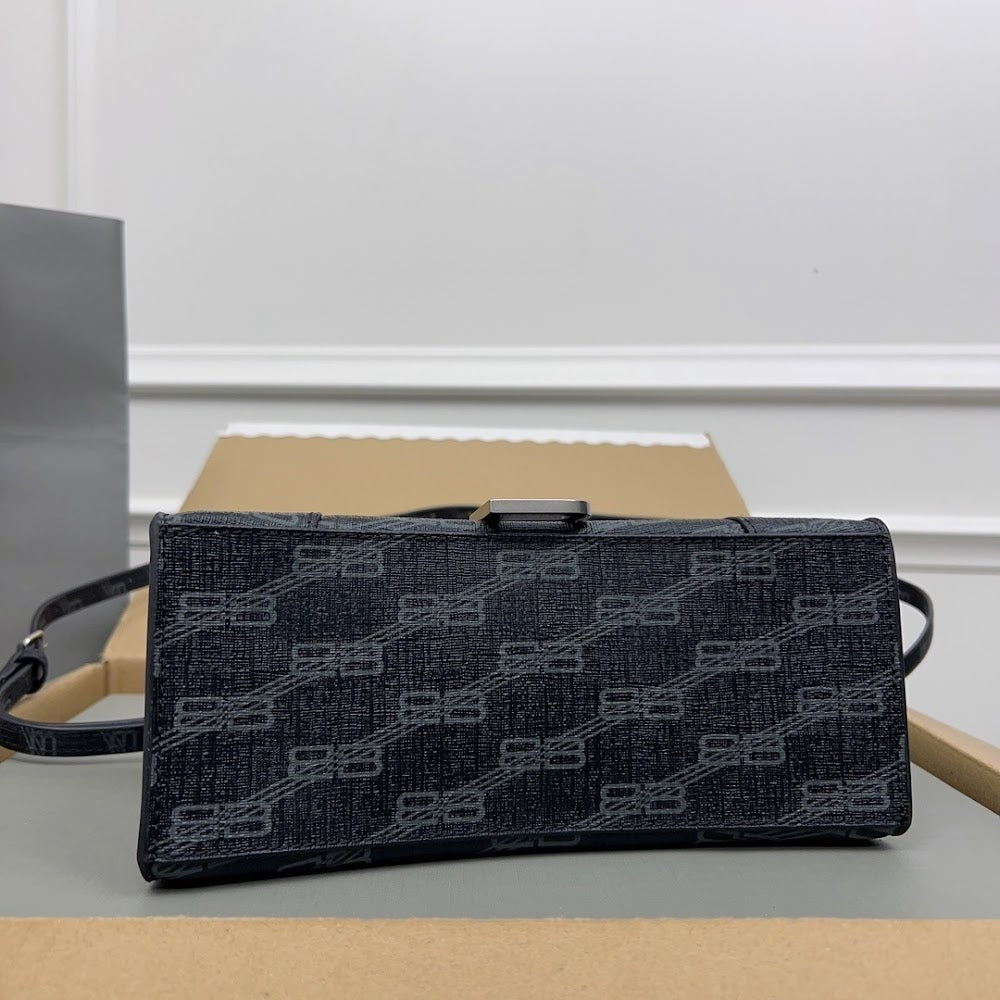 Dragons Bags Balenciaga Luxury Bag --111819