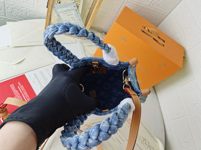 Dragons Bags ln Luxury Bag --81556