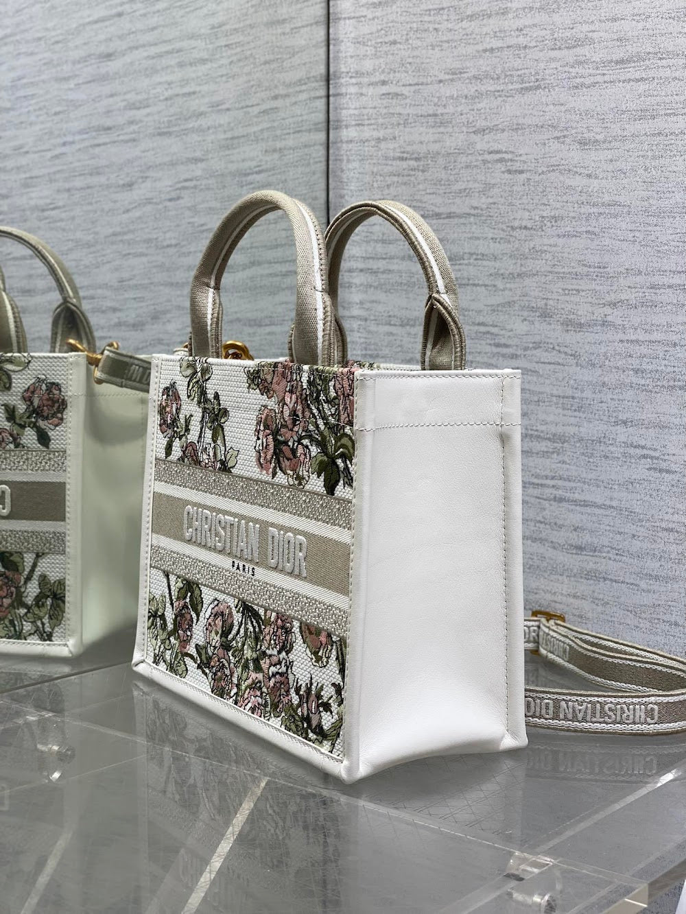 Dragons BagsDiorn Luxury Bag --115314