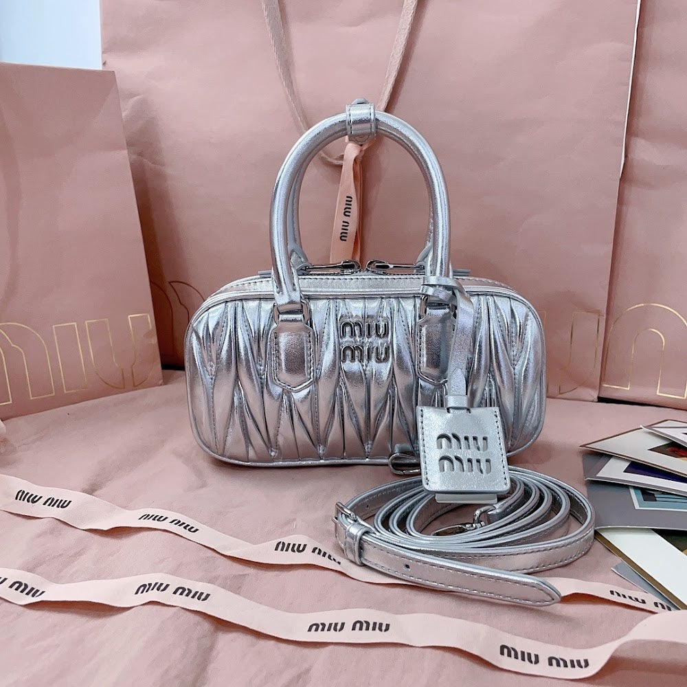 Dragons Bags Miun Miun Luxury Bag --123331