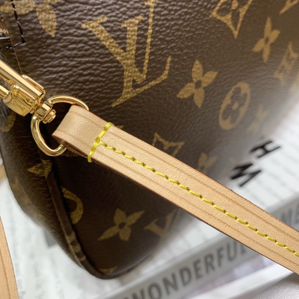 Dragons Bags ln Luxury Bag --66271