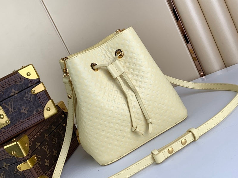 Dragons Bags ln Luxury Bag --68265