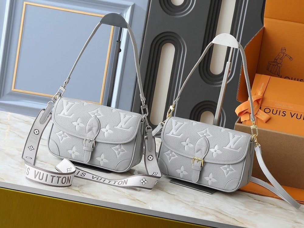 Dragons Bags ln Luxury Bag --76715
