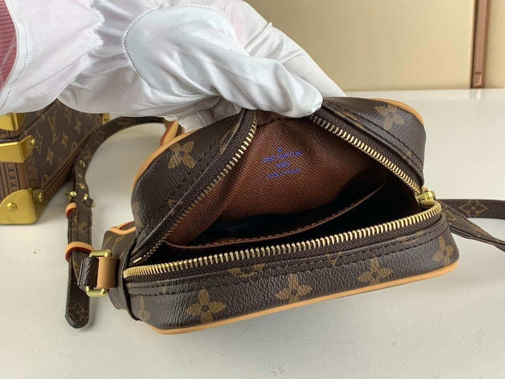 Dragons Bags ln Luxury Bag --61799