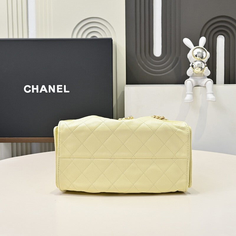 new-luxury-designer-bags-nm9722