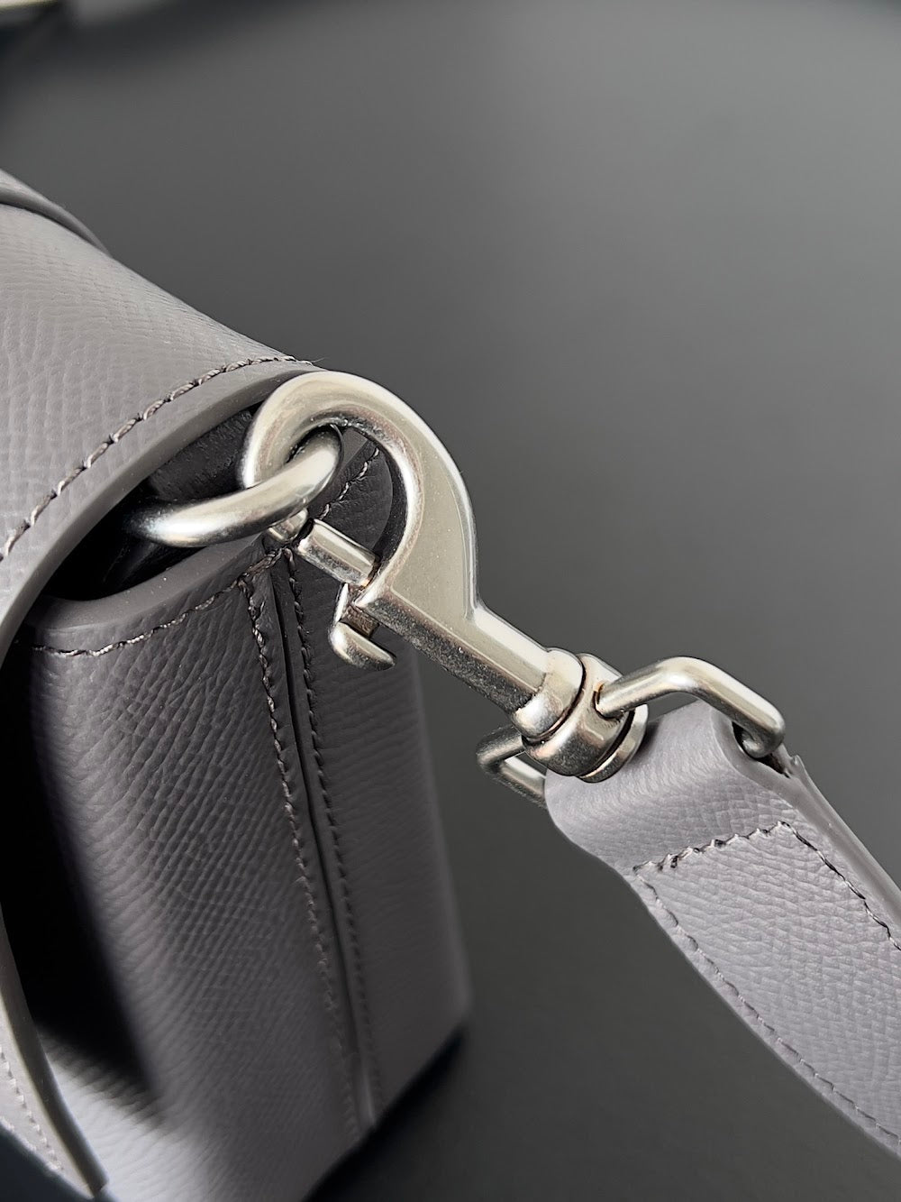 Dragons Bags Balenciaga Luxury Bag --111274