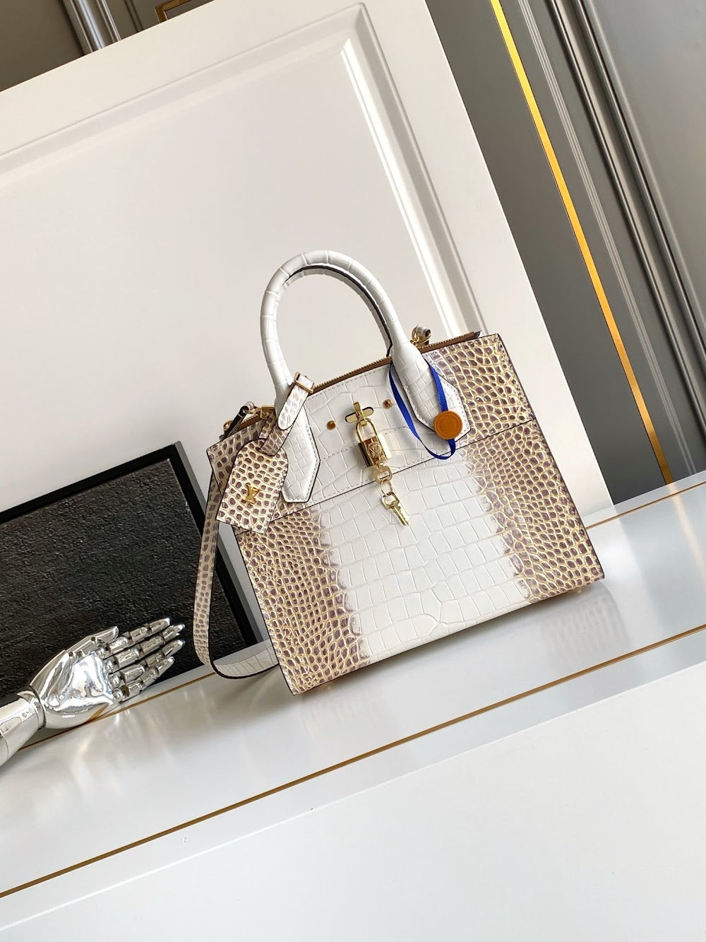 Dragons Bags ln Luxury Bag --96207