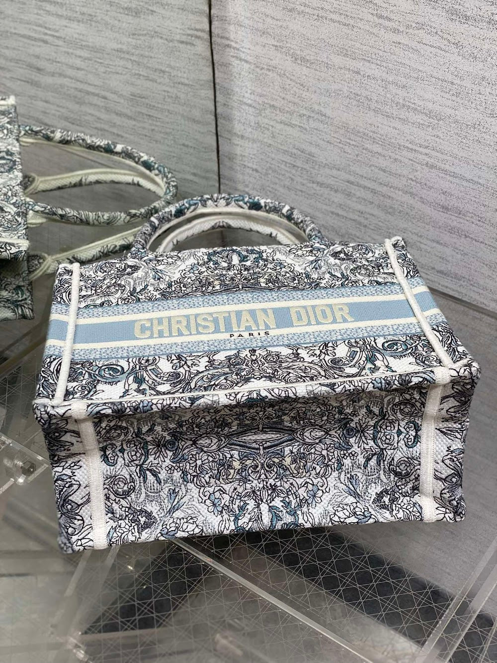 Dragons BagsDiorn Luxury Bag --115286