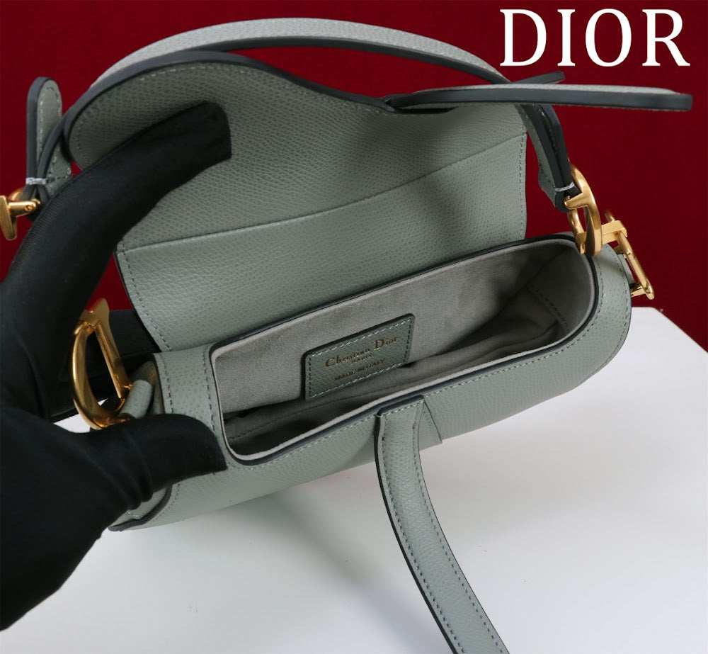 Dragons BagsDiorn Luxury Bag --116510