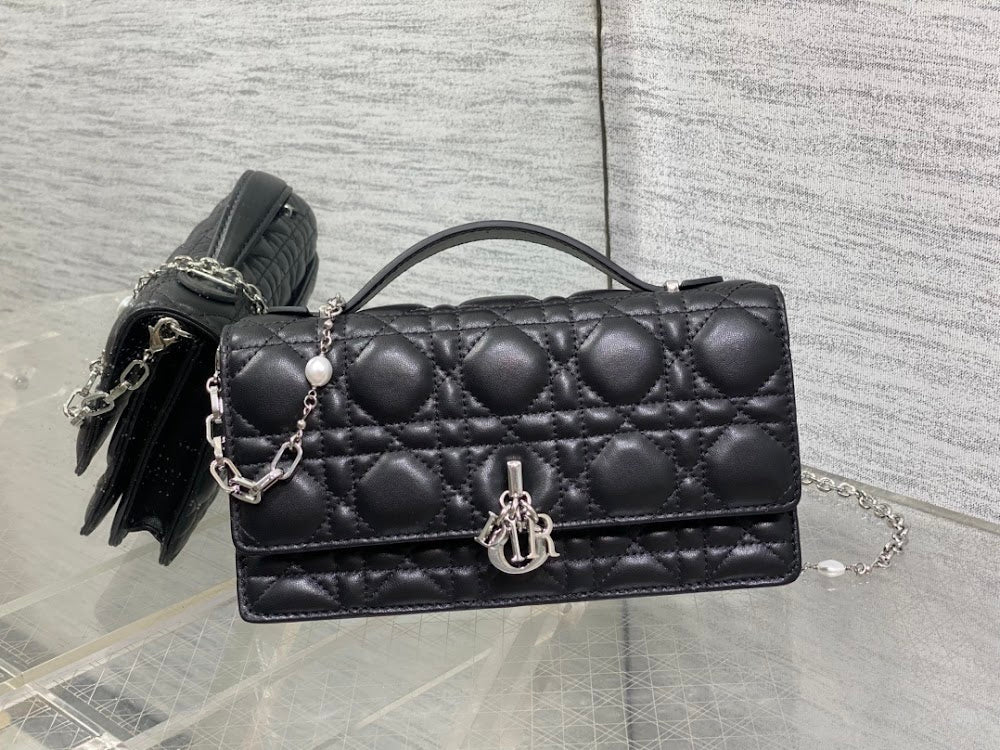 Dragons BagsDiorn Luxury Bag --115061