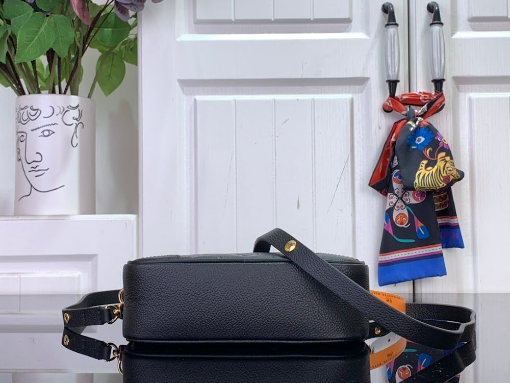 Dragons Bags ln Luxury Bag --97306