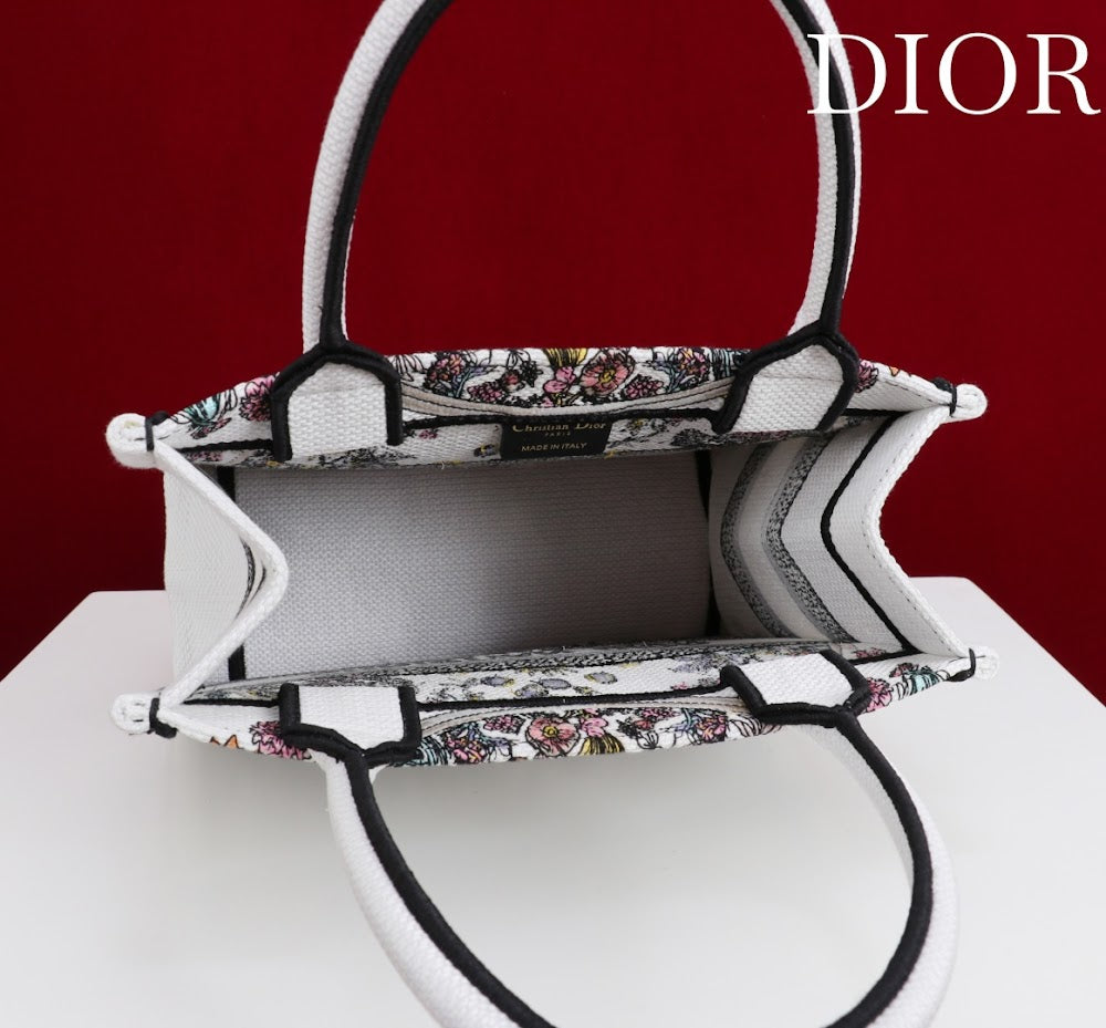 Dragons BagsDiorn Luxury Bag --116161