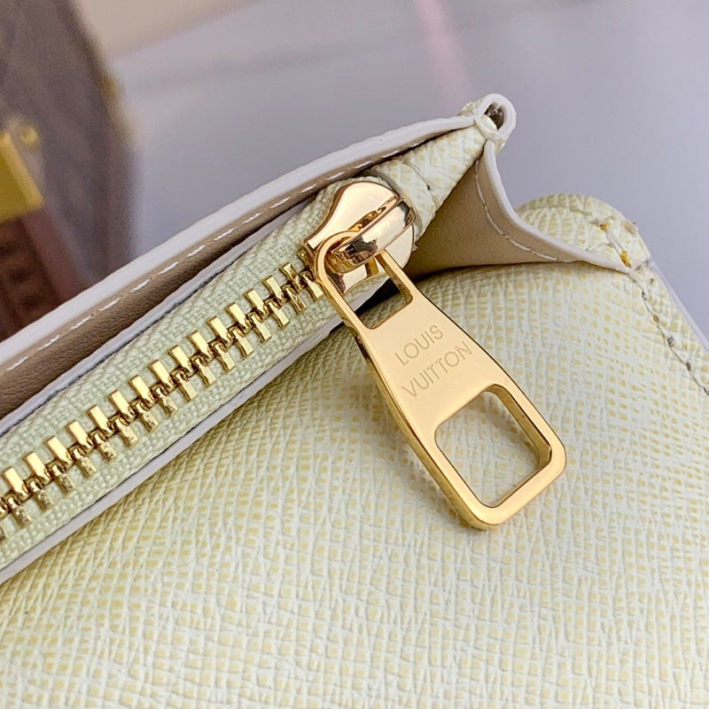 Dragons Bags ln Luxury Bag --68910