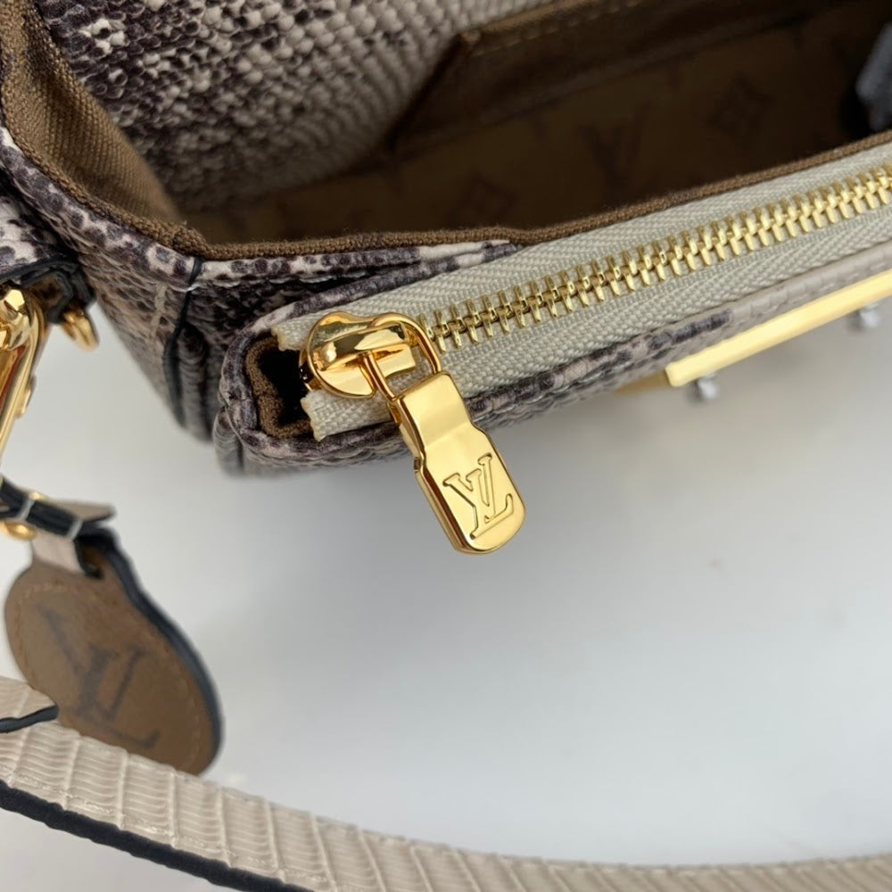 Dragons Bags ln Luxury Bag --60816