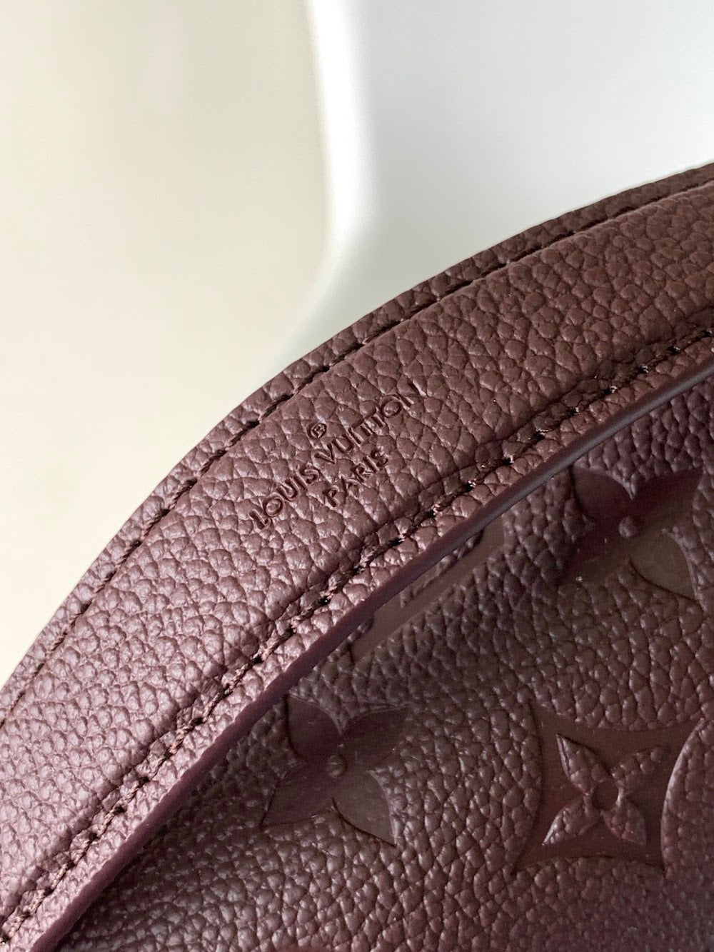 Dragons Bags ln Luxury Bag --81862