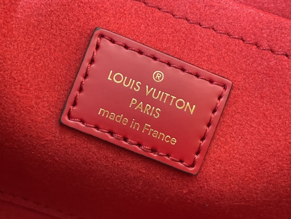 Dragons Bags ln Luxury Bag --97123