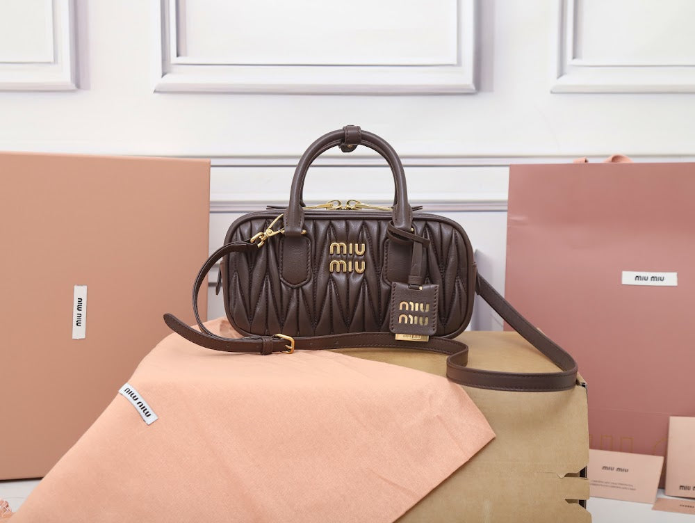 Dragons Bags Miun Miun Luxury Bag --123078