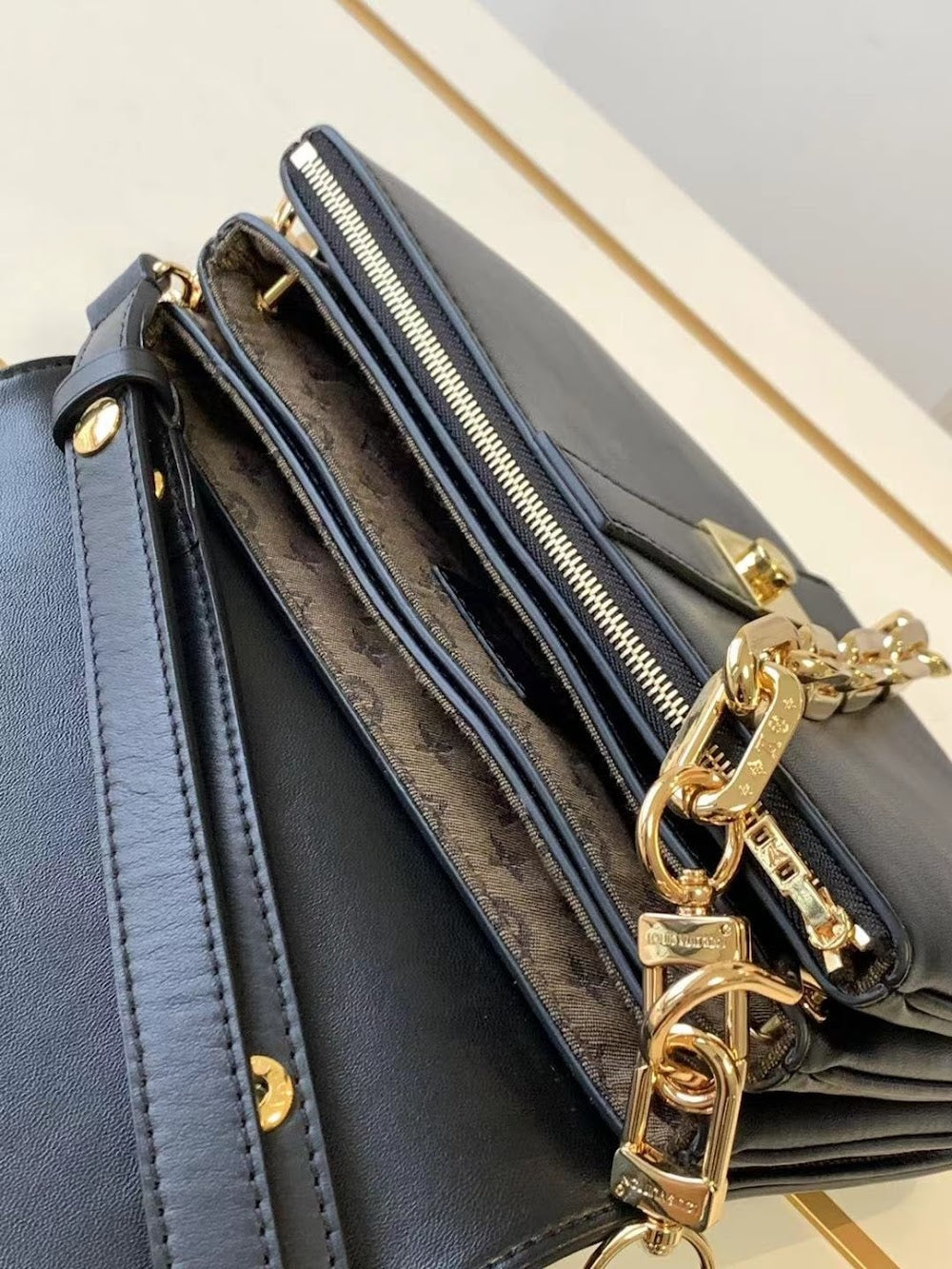 Dragons Bags ln Luxury Bag --60058