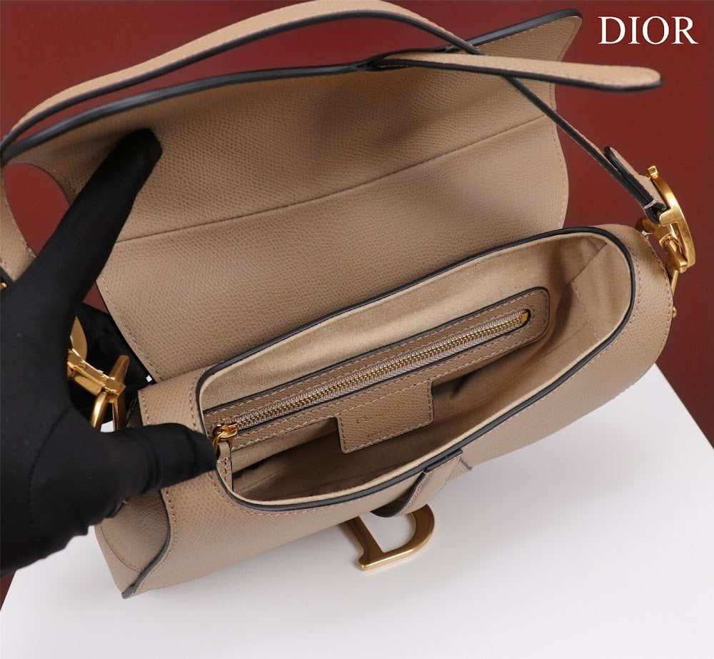 Dragons BagsDiorn Luxury Bag --116525