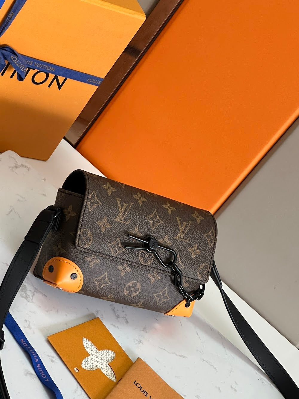 Dragons Bags ln Luxury Bag --70360