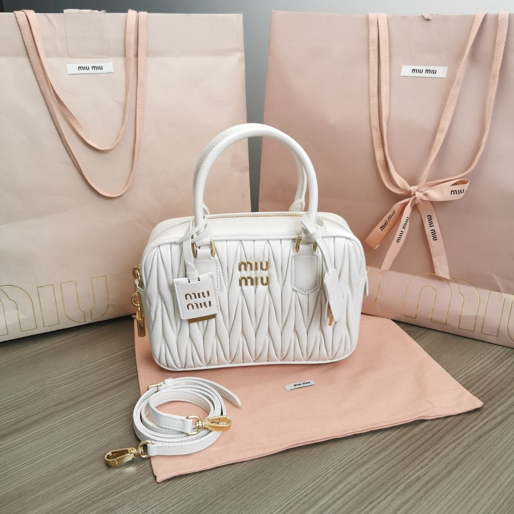 Dragons Bags Miun Miun Luxury Bag --122375