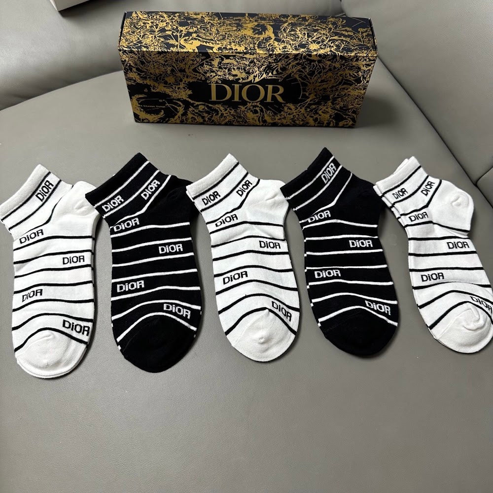 Dragons Bags Premium Luxury Socks --98401