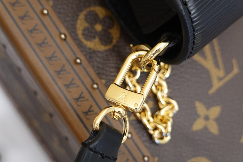 Dragons Bags ln Luxury Bag --66512