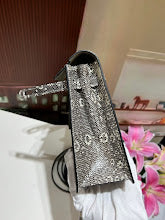 new-luxury-designer-bags-nm9189