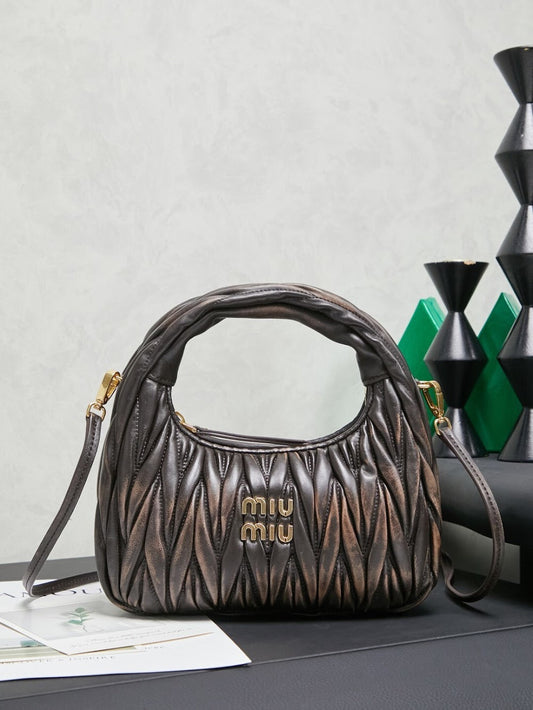 Dragons Bags Miun Miun Luxury Bag --123657