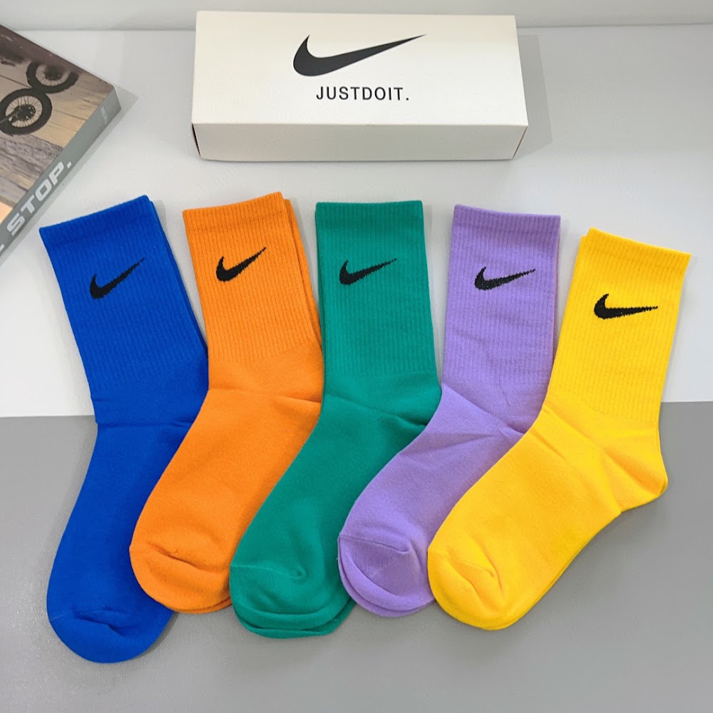 Dragons Bags Premium Luxury Socks --98099
