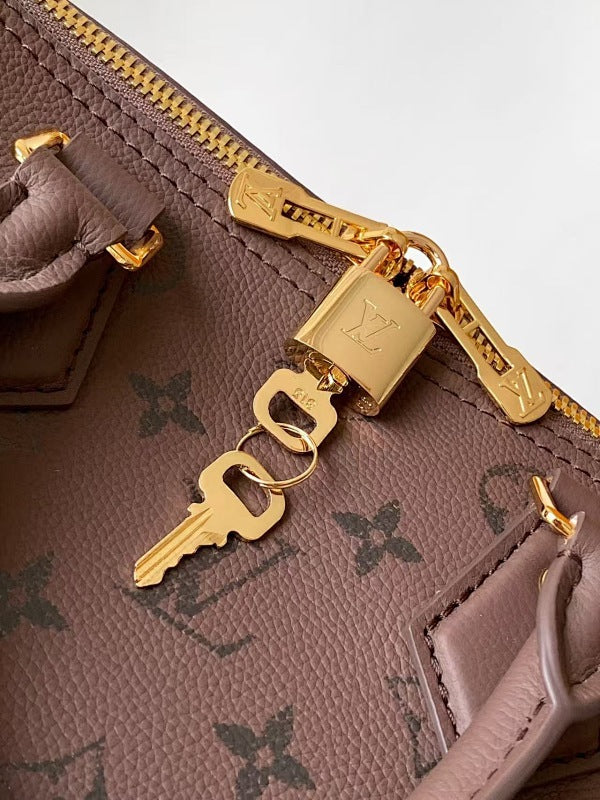 Dragons Bags ln Luxury Bag --81864