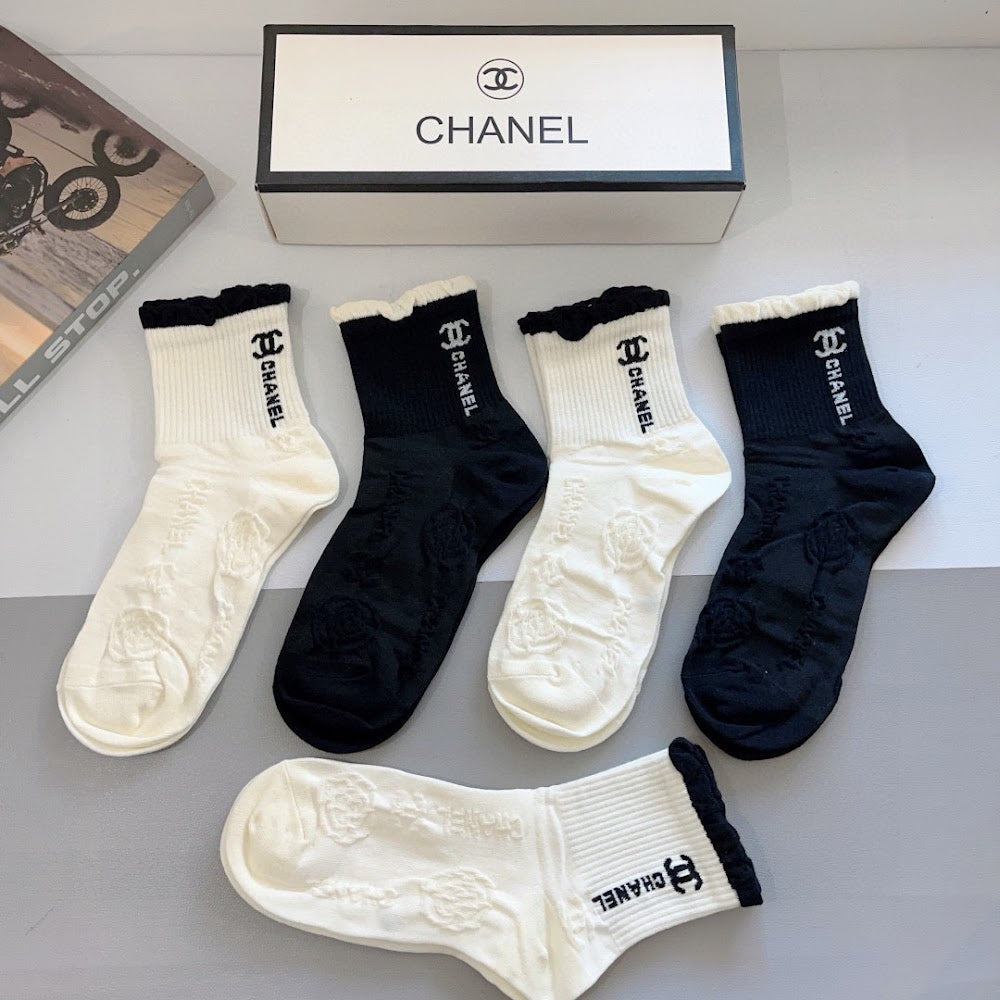 Dragons Bags Premium Luxury Socks --98104