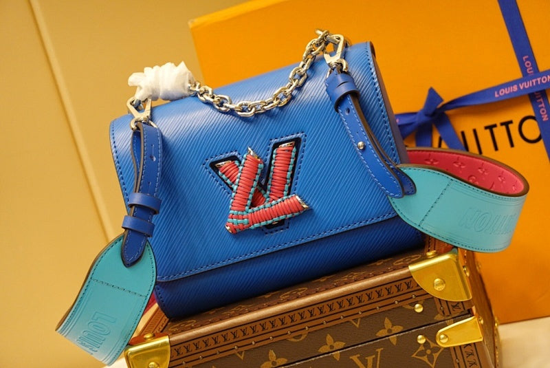 Dragons Bags ln Luxury Bag --60100