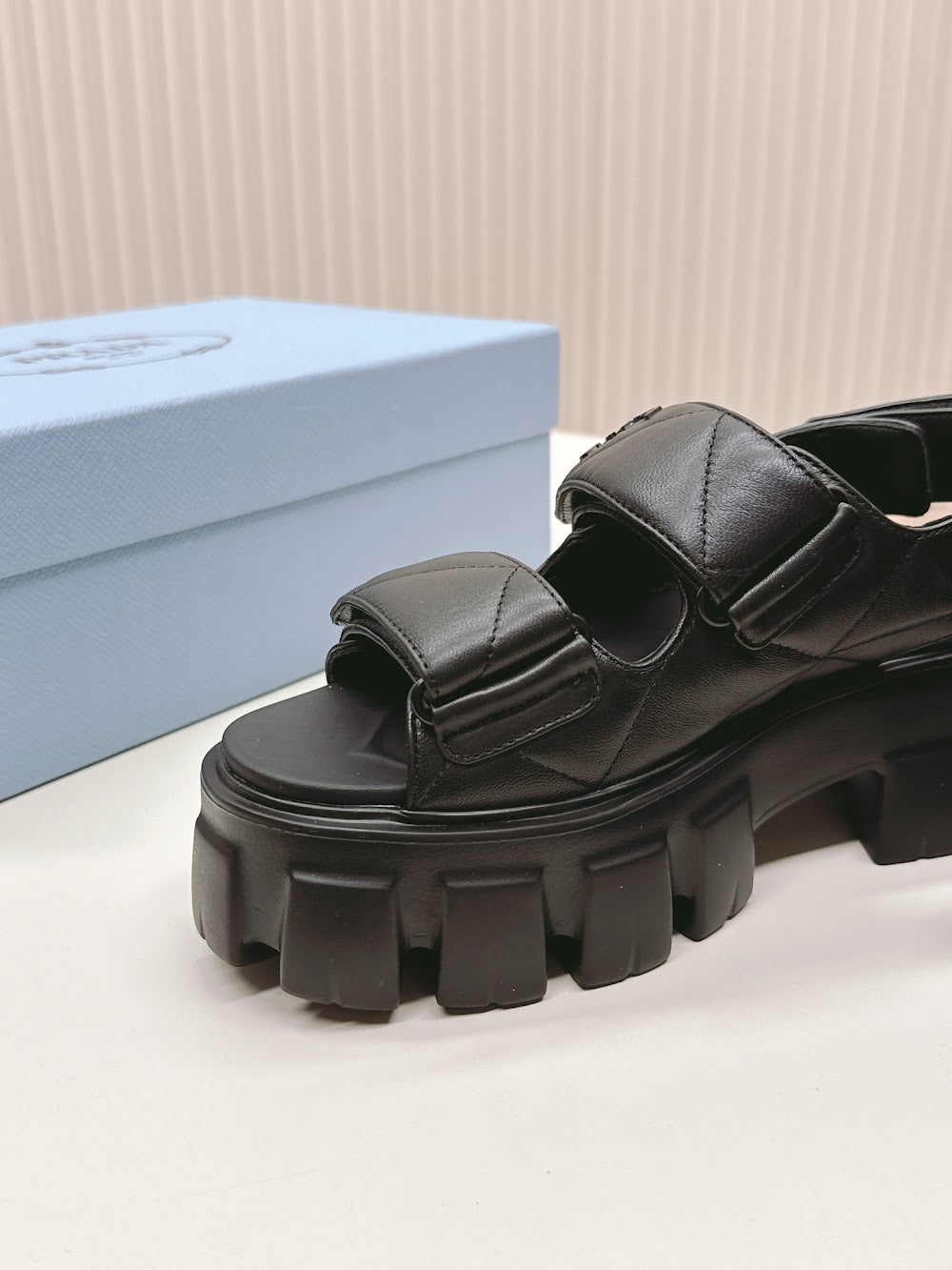 Dragons Bags Prada Luxury Heels --53098