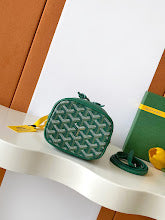 new-luxury-designer-bags-nm7925