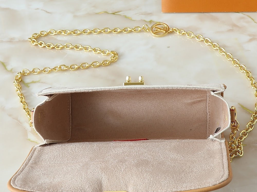 Dragons Bags ln Luxury Bag --77198