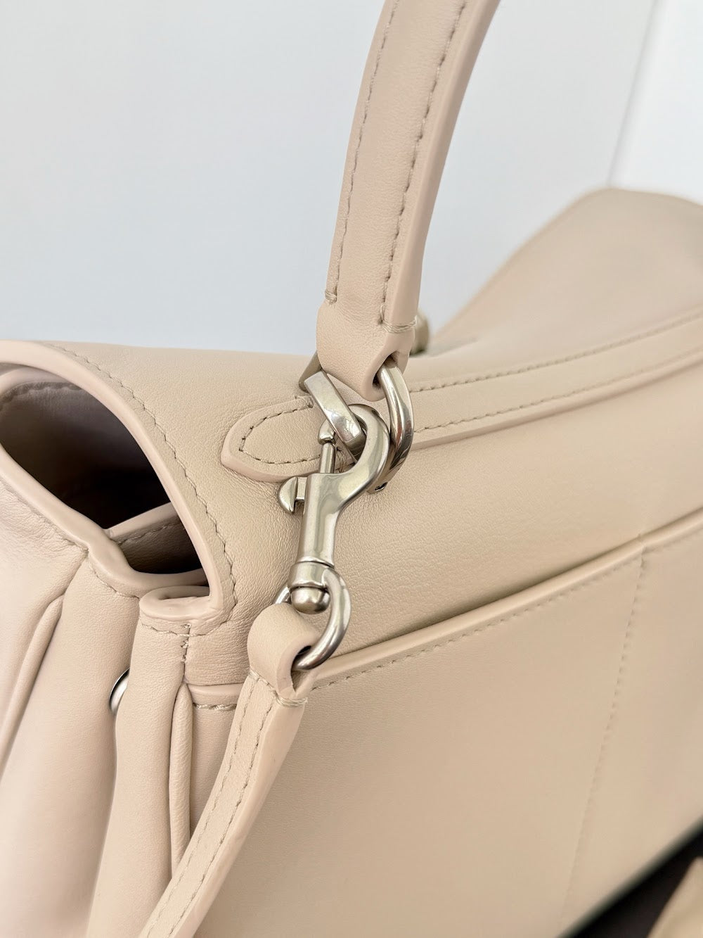 Dragons Bags Balenciaga Luxury Bag --111425