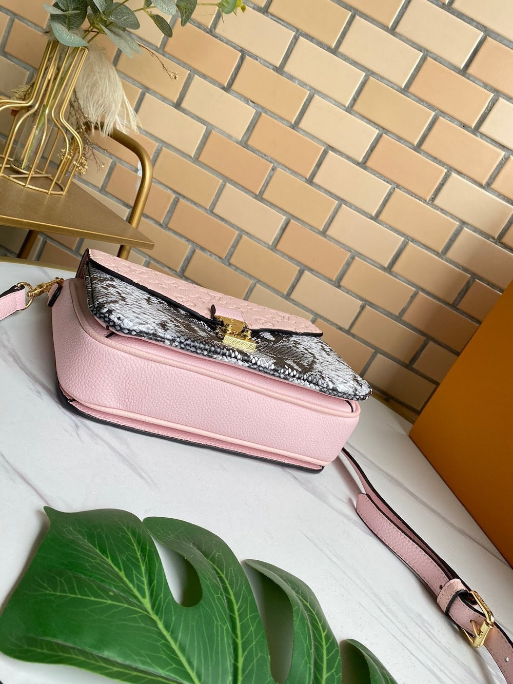 Dragons Bags ln Luxury Bag --77934