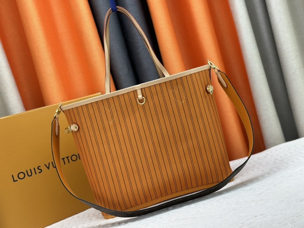 Dragons Bags ln Luxury Bag --76425