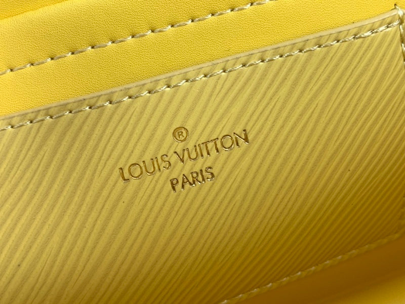 Dragons Bags ln Luxury Bag --61586